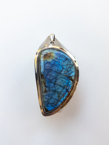 Labradorite Pendant