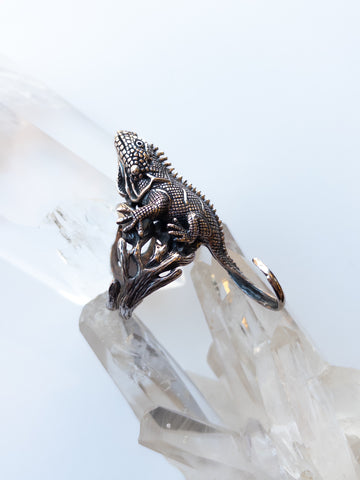 Iguana Ring